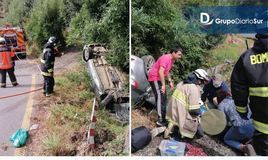 Auto con 5 pasajeros volcó en cuesta Miraflores: mujer resultó con lesiones de mediana gravedad