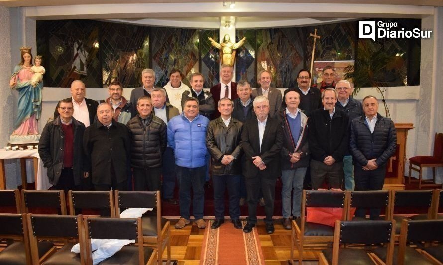 Ex alumnos del Instituto Salesiano realizaron emotiva reunión a 50 años de su egreso